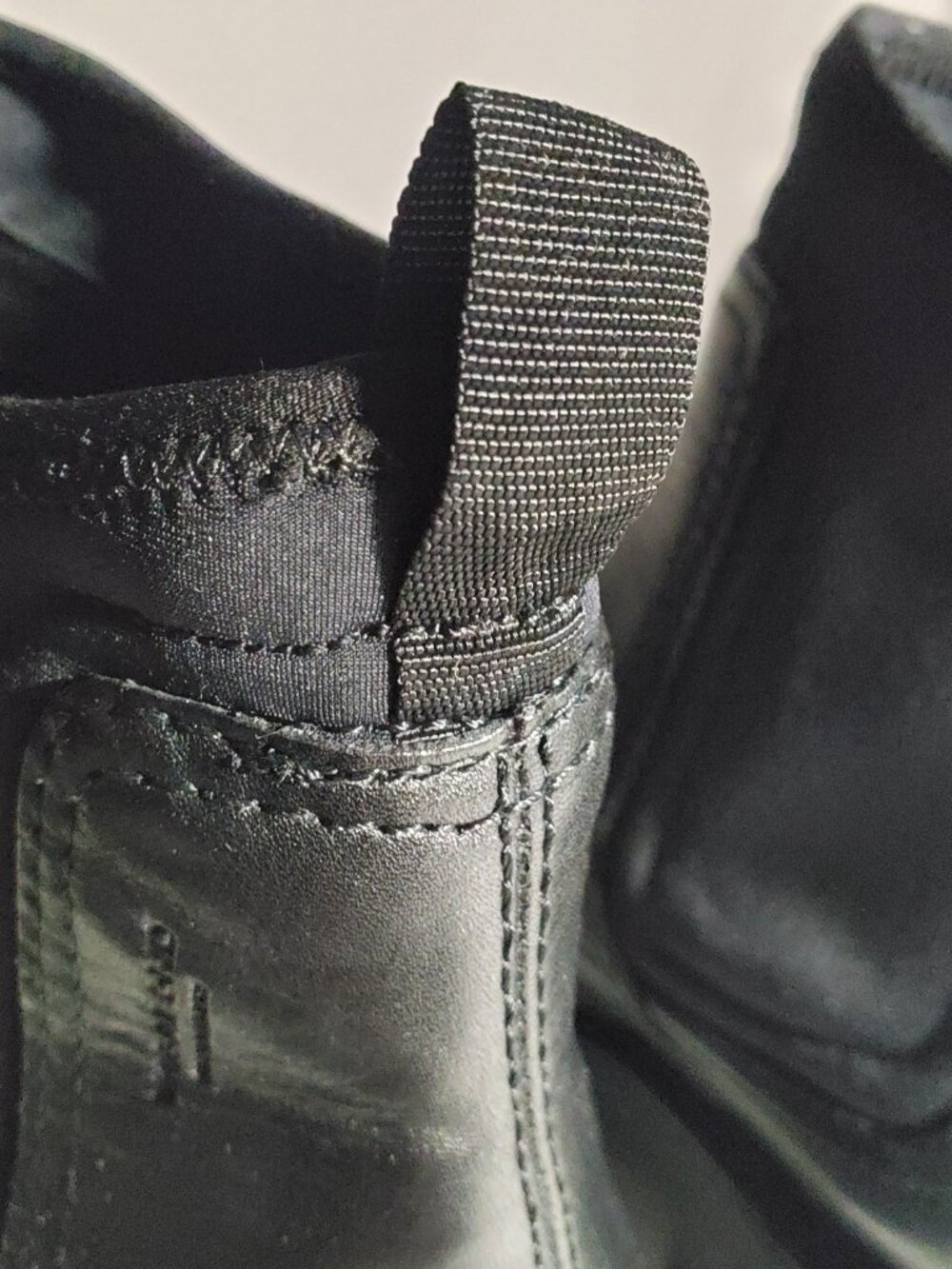 Vagabond Cosmo 2.0 Black Leather Chelsea Boot NWT sz 39EU - Picture 15 of 16
